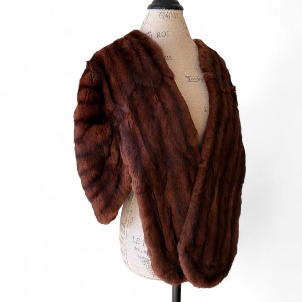 Vintage 50s/60s Beaver Fur Stole/Shawl by‎ Boston Store Fashion Colony